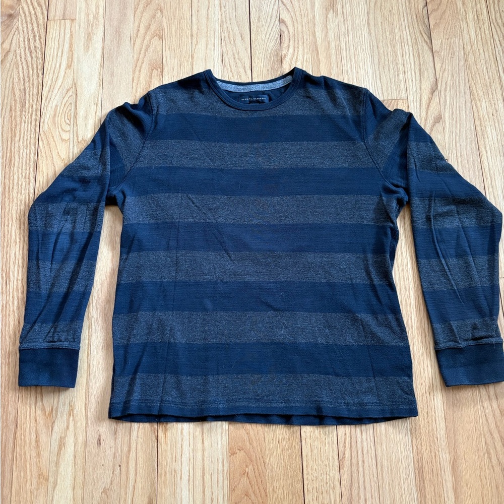 Men's banana, republic Navy and Gray Striped Shirt